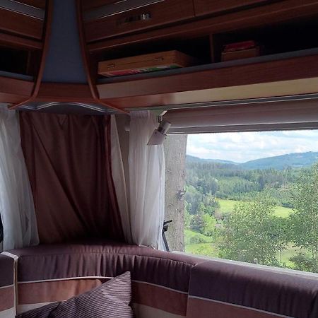 Gezellige Luxe Caravan Met Zwembad In Zuid- Bourgogne Anglure-sous-Dun Eksteriør billede