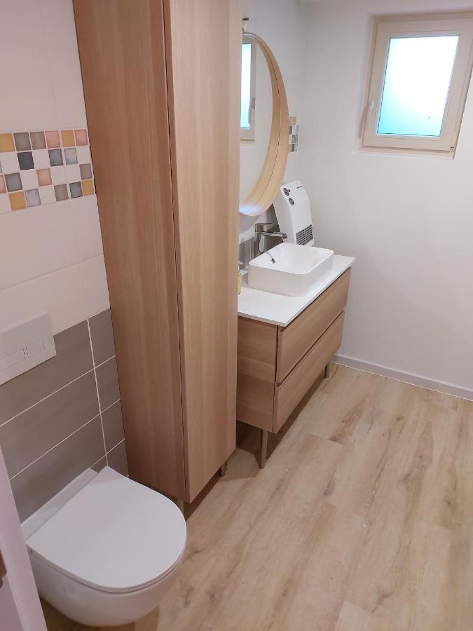 Gezellige Luxe Caravan Met Zwembad In Zuid- Bourgogne Anglure-sous-Dun Eksteriør billede